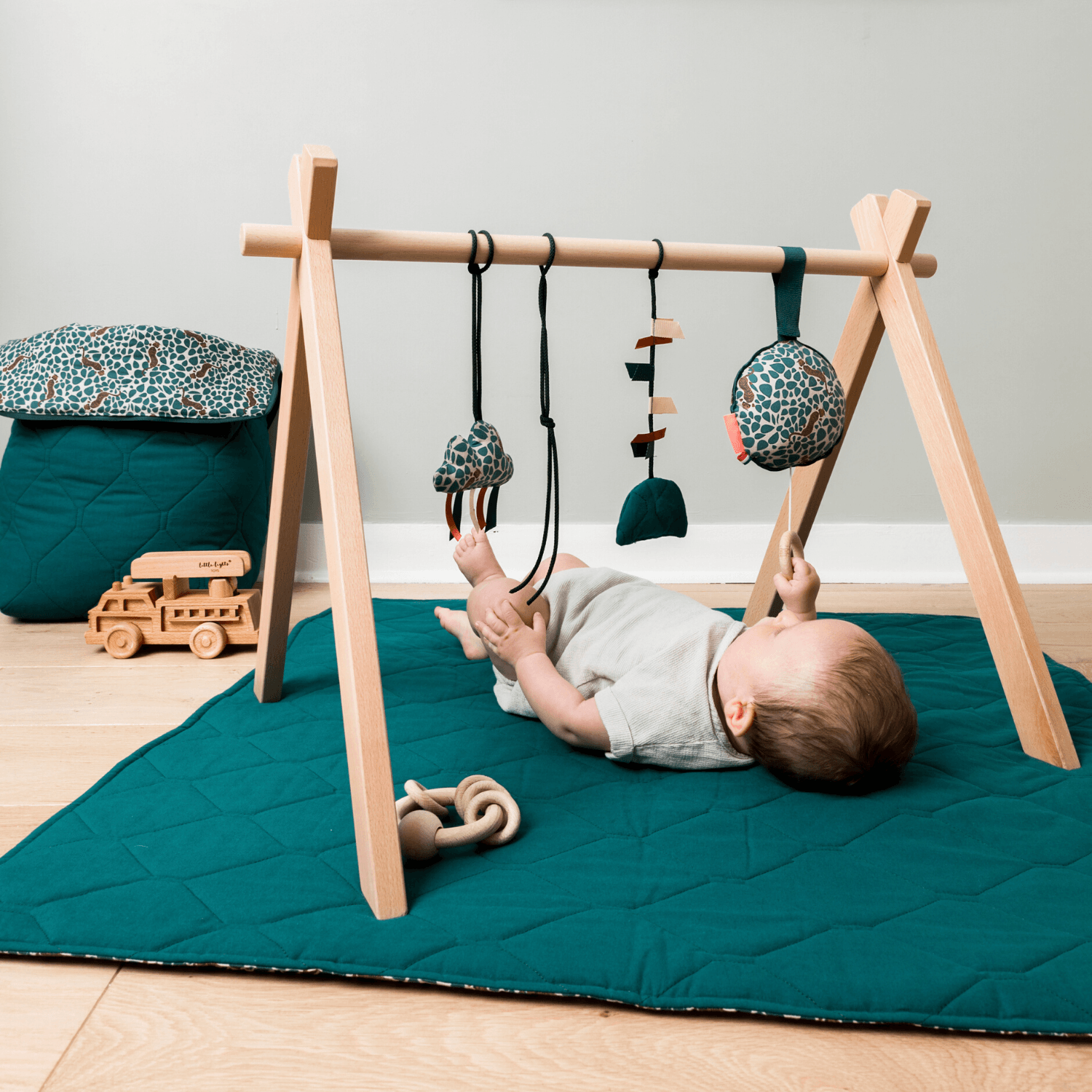 Tapis de sol pour arche d'éveil Mika tapis d'éveil MELLIPOU