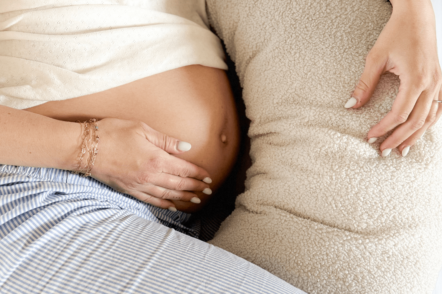 Grossesse et été : conseils pour bien vivre la chaleur en attendant bébé
