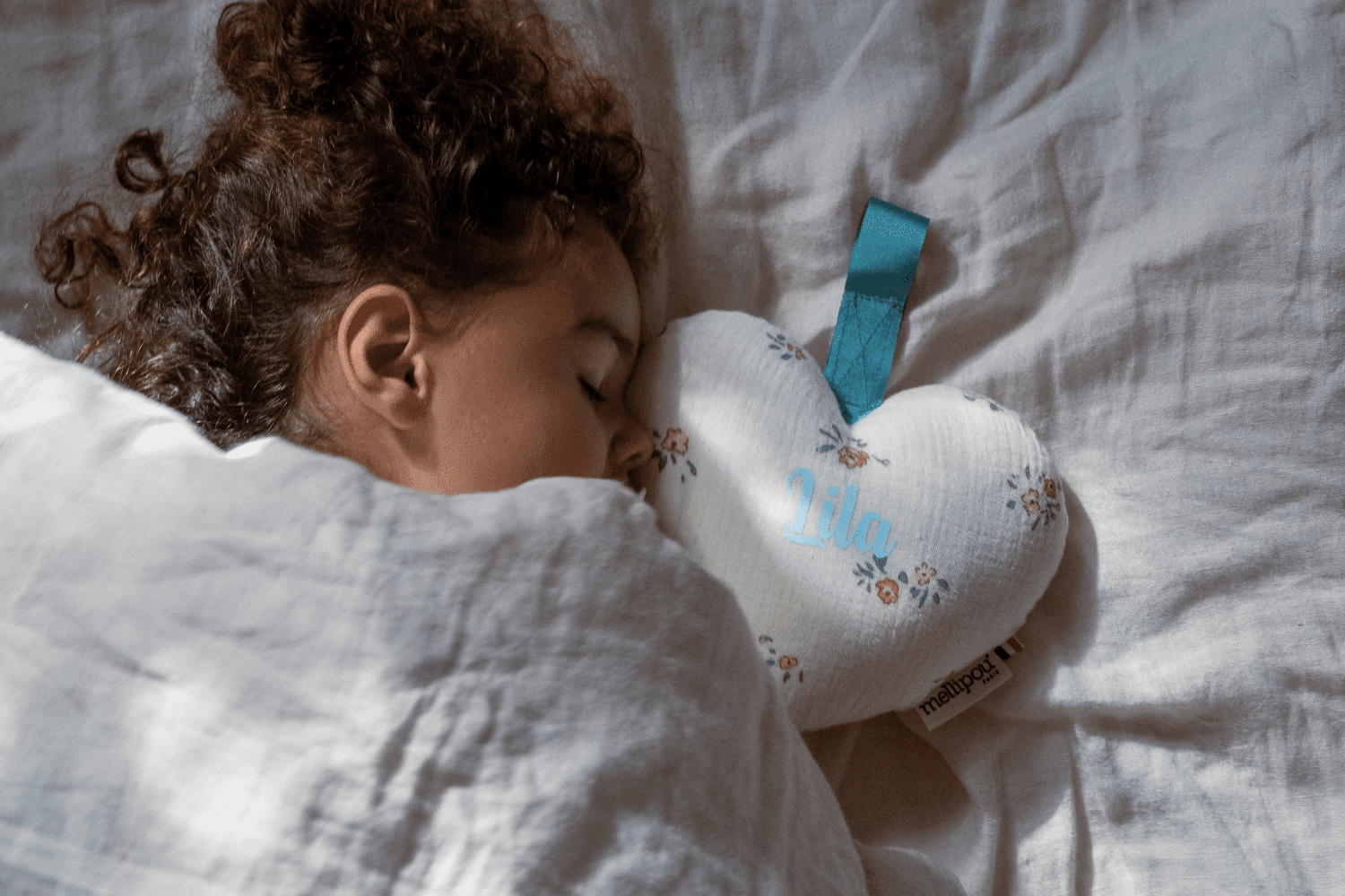 Changement d’heure : aider bébé à bien dormir