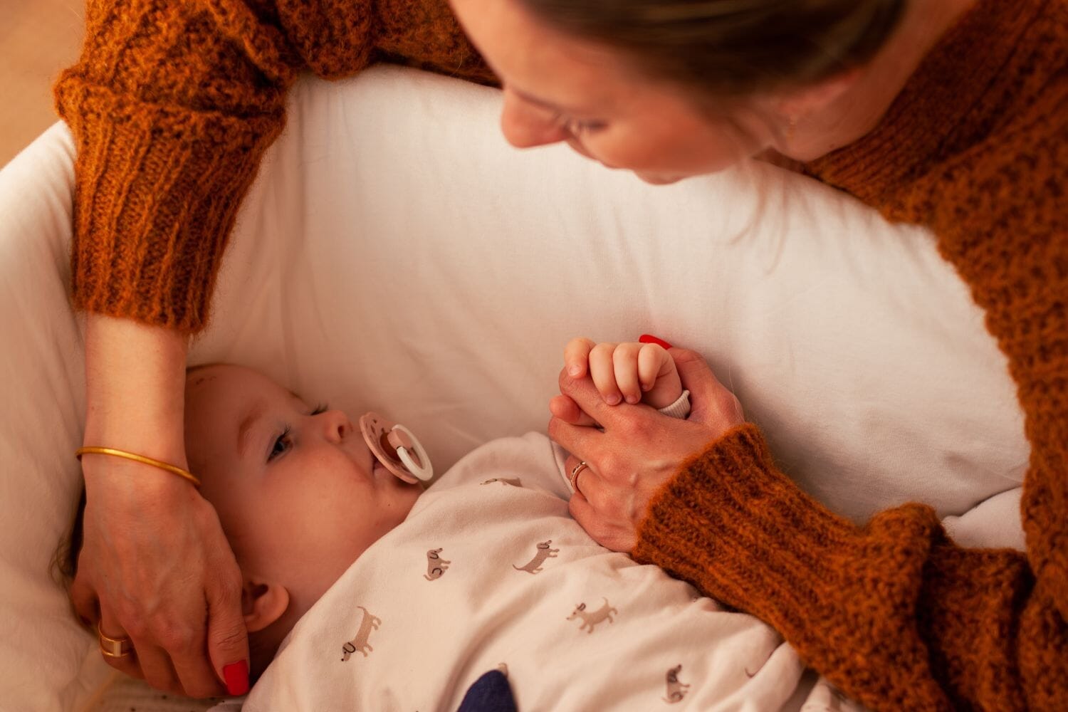 Faut-il laisser bébé pleurer ?