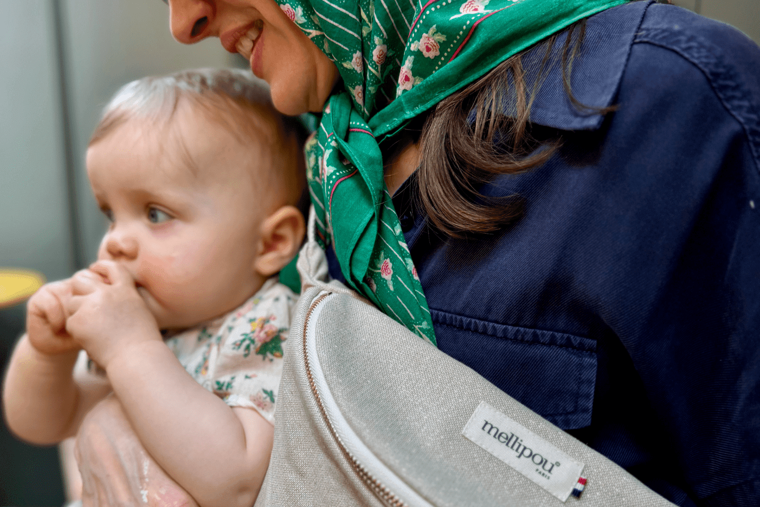 Pourquoi bébé se calme avec la voix de ses parents ?